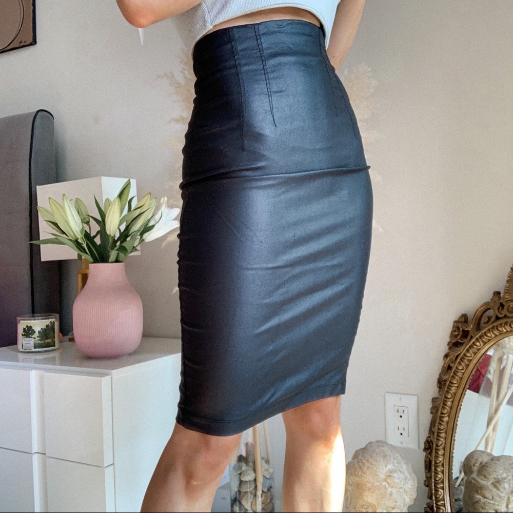 2/30$ Midi pencil skirt